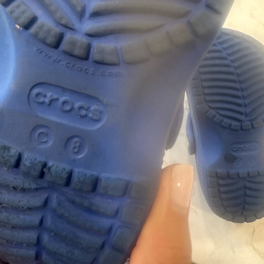 Lightly worn toddler CROCS size 8